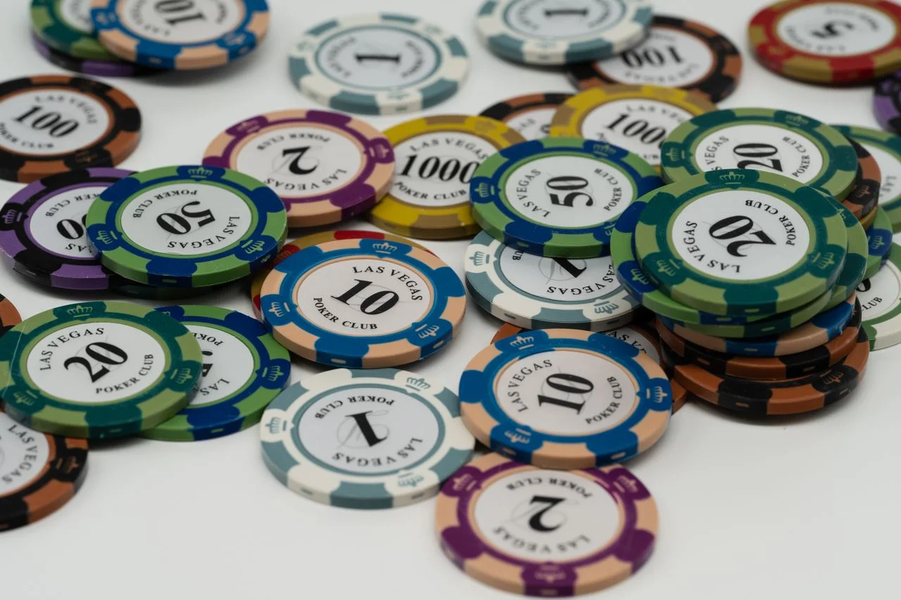 Cách chọn bàn Baccarat phù hợp